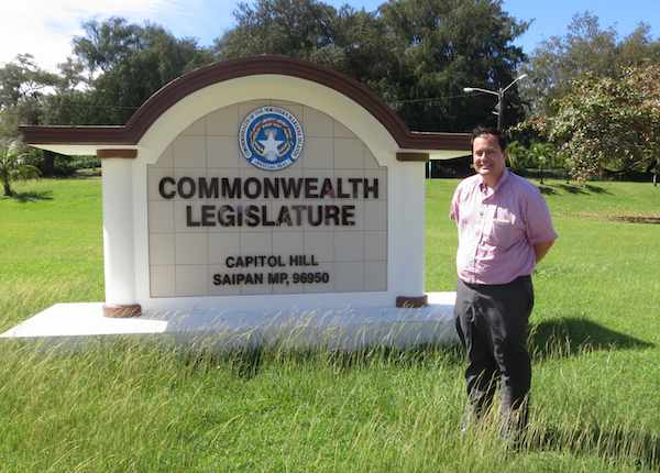 [photo of Hawaii professor on saipan tour]